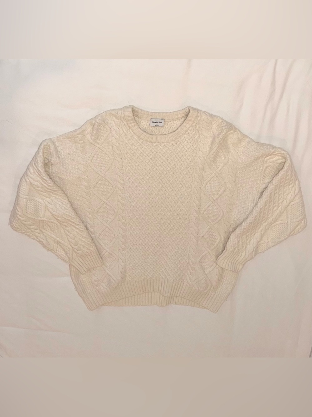 Aritzia Sunday Best sweater (grandeur/size M)